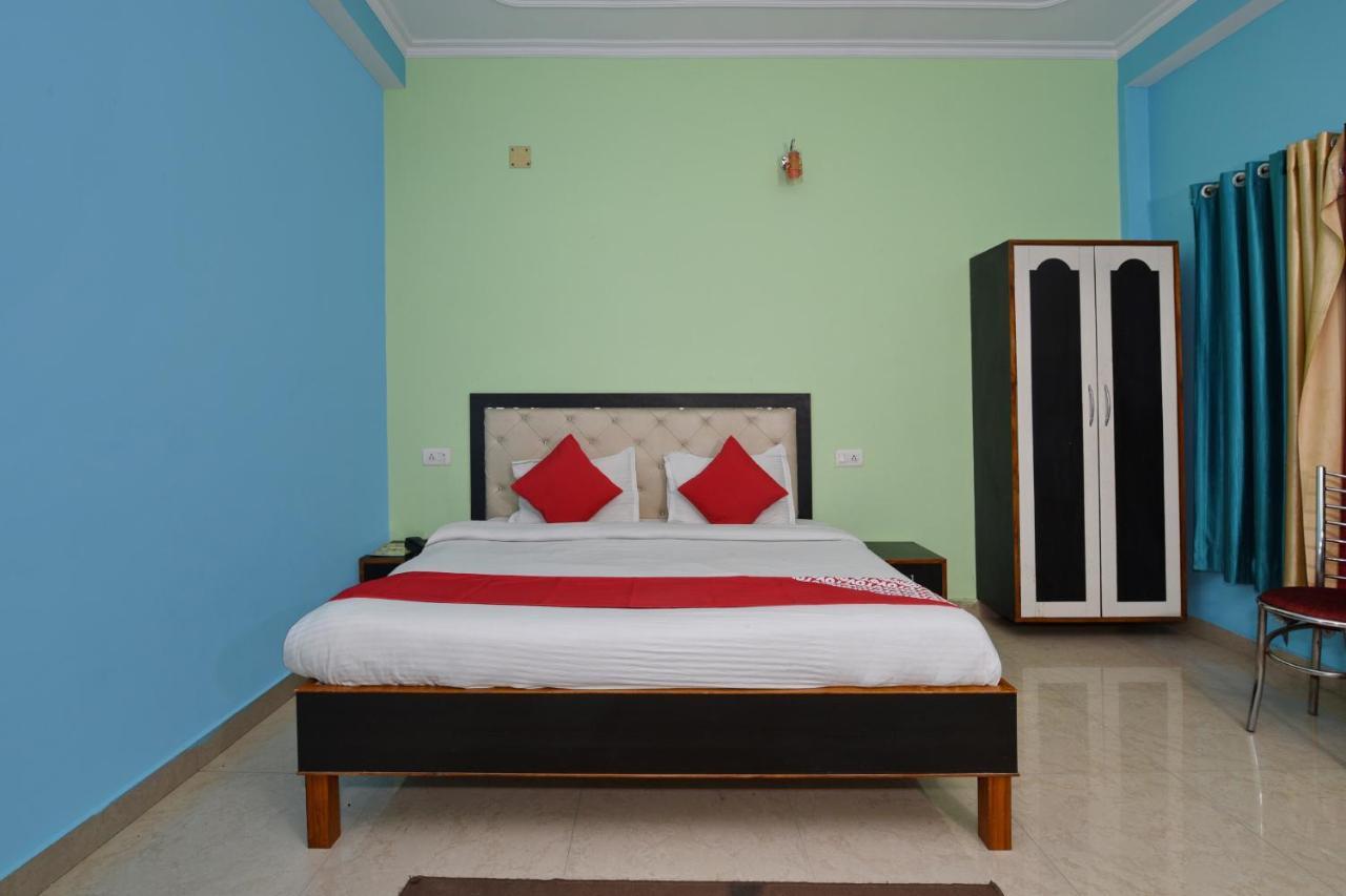 Oyo 4409 Hotel Chaitanya Inn Varanasi Exterior photo