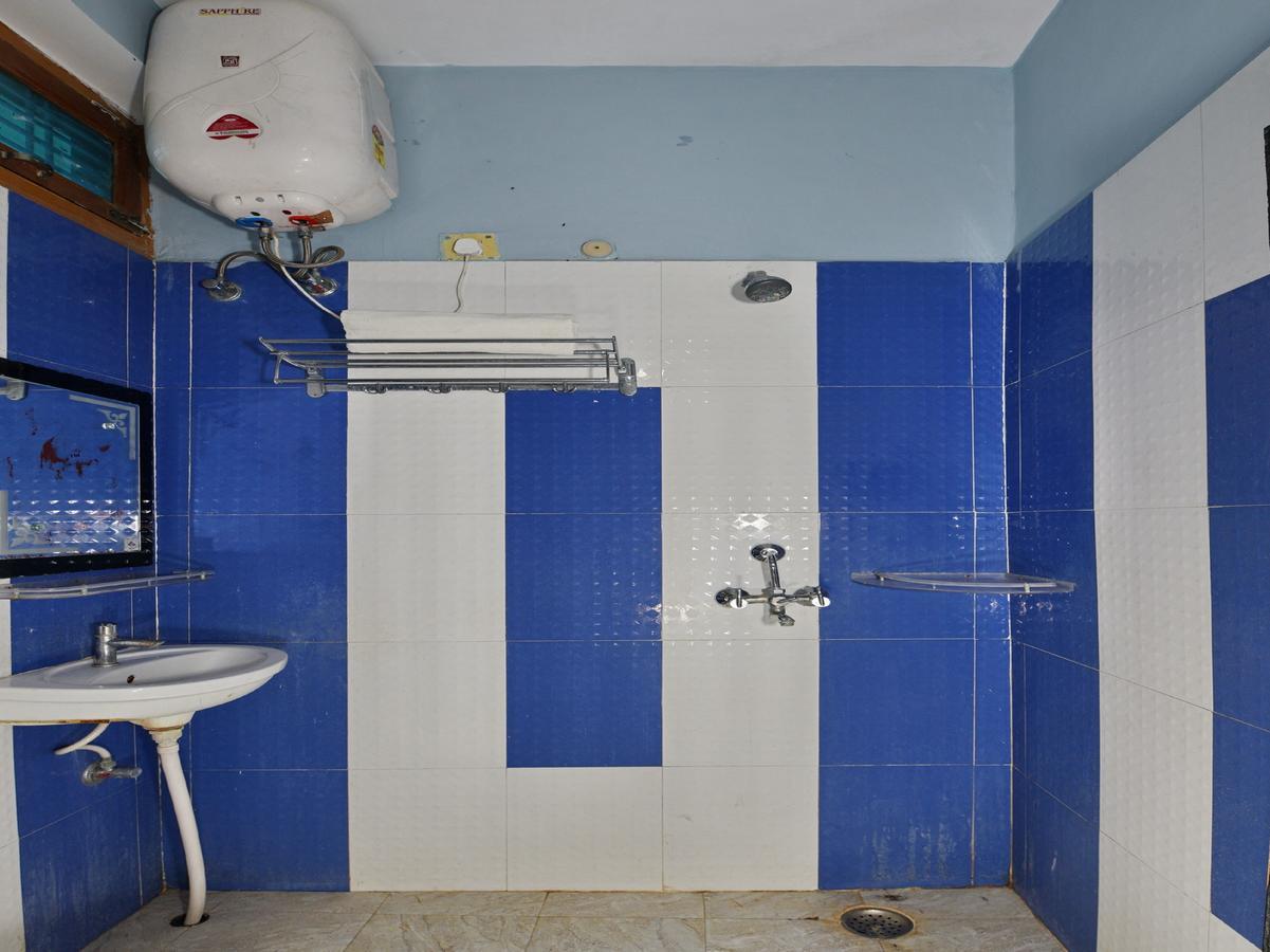 Oyo 4409 Hotel Chaitanya Inn Varanasi Exterior photo